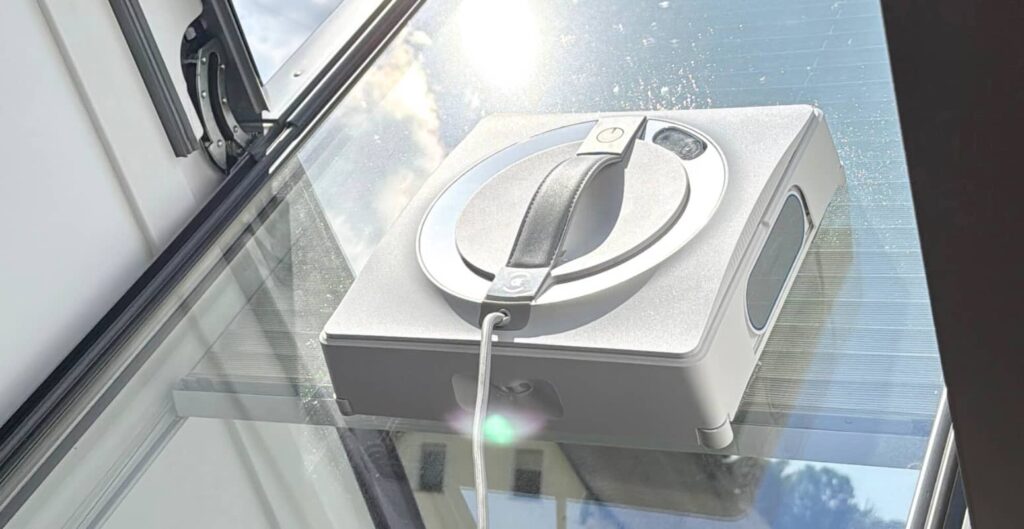 Beitragsbildd: Mr. Cleaner Ratgeber: Fensterputzroboter und ihre Funktionsweise – eine sinnvolle Alternative